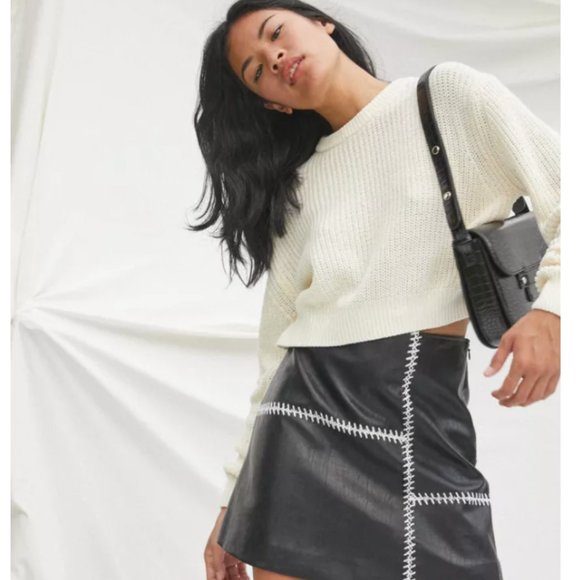 Urban Outfitters Pepper Pullover Cropped Sweater - Picture 7 of 7